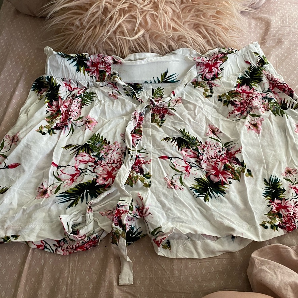 Forever 21 shorts